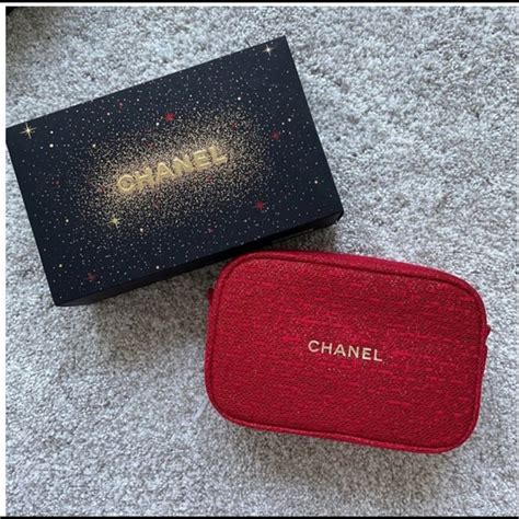 chanel holiday 2021 gift set|Chanel holiday gifts.